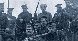 Група військових під час Жовтневої революції 1917 року