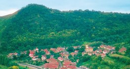 Гірське селище в Альпах