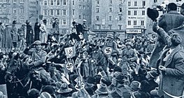 Привітання німецької армії в Австрії в 1938 році