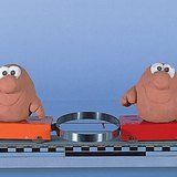 Виштовхування двох предметів пружиною