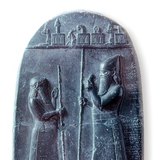 Барельєф ассирійського царя
