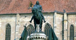 Пам'ятник королю Матіасу в Клуж-Напока (Румунія)