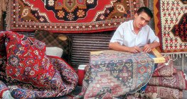 Виробник килимів в Дамаску, столиці Сирії