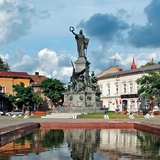Статуя Свободи в Араді (Румунія)