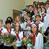 Угорські випускники старшої школи