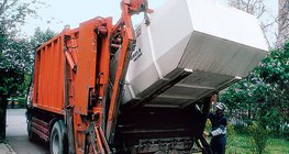 Збирання твердих побутових відходів