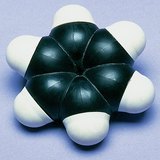 Куляста модель молекули бензолу