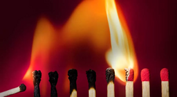 Пограймо з вогнем