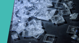 Від безбарвного до білого